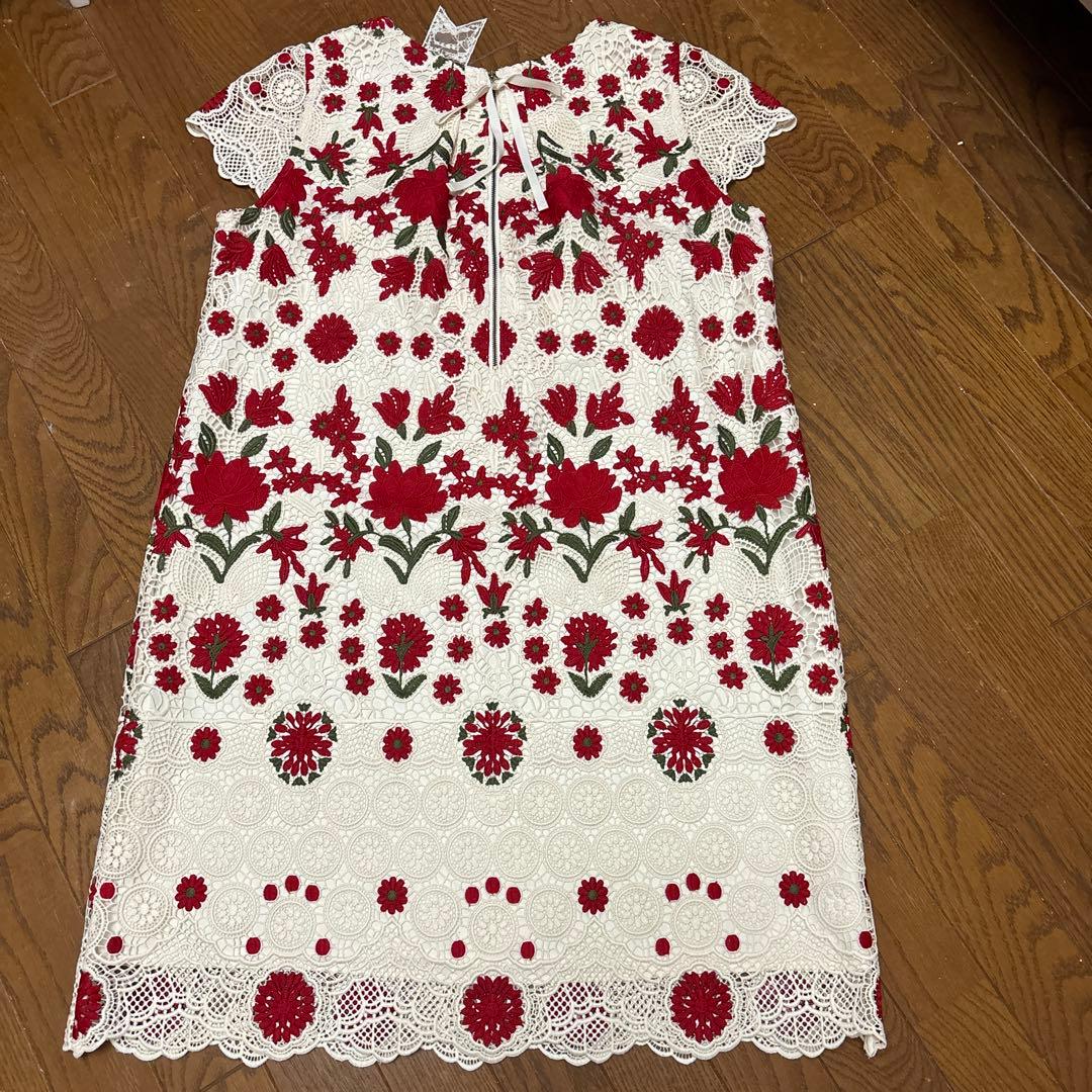 バンペイユ❣️ローズティアラ46ジュエル花柄刺繍 ワンピース➕カーディガン