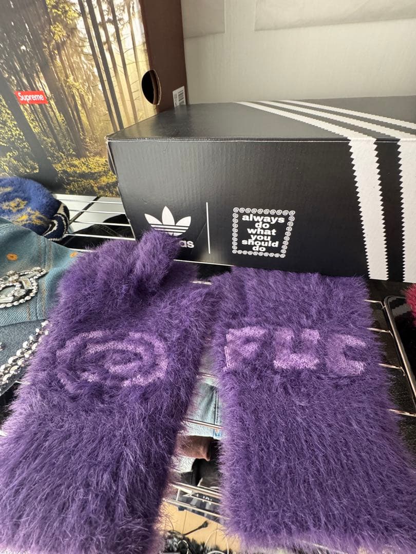 小物 SOLFUC soonerorlater Hairy Gloves