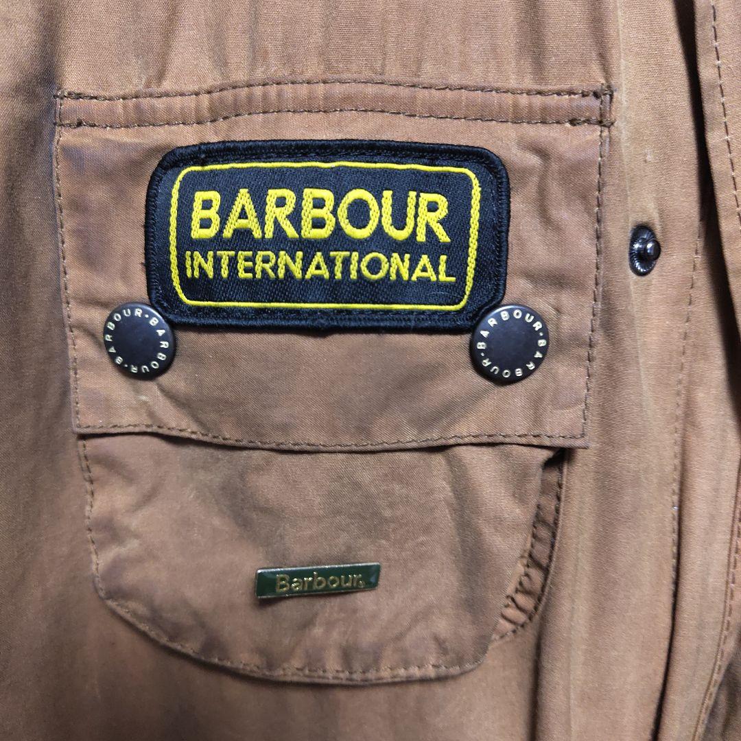 Barbour インターナショナル 36インチ ブラウン