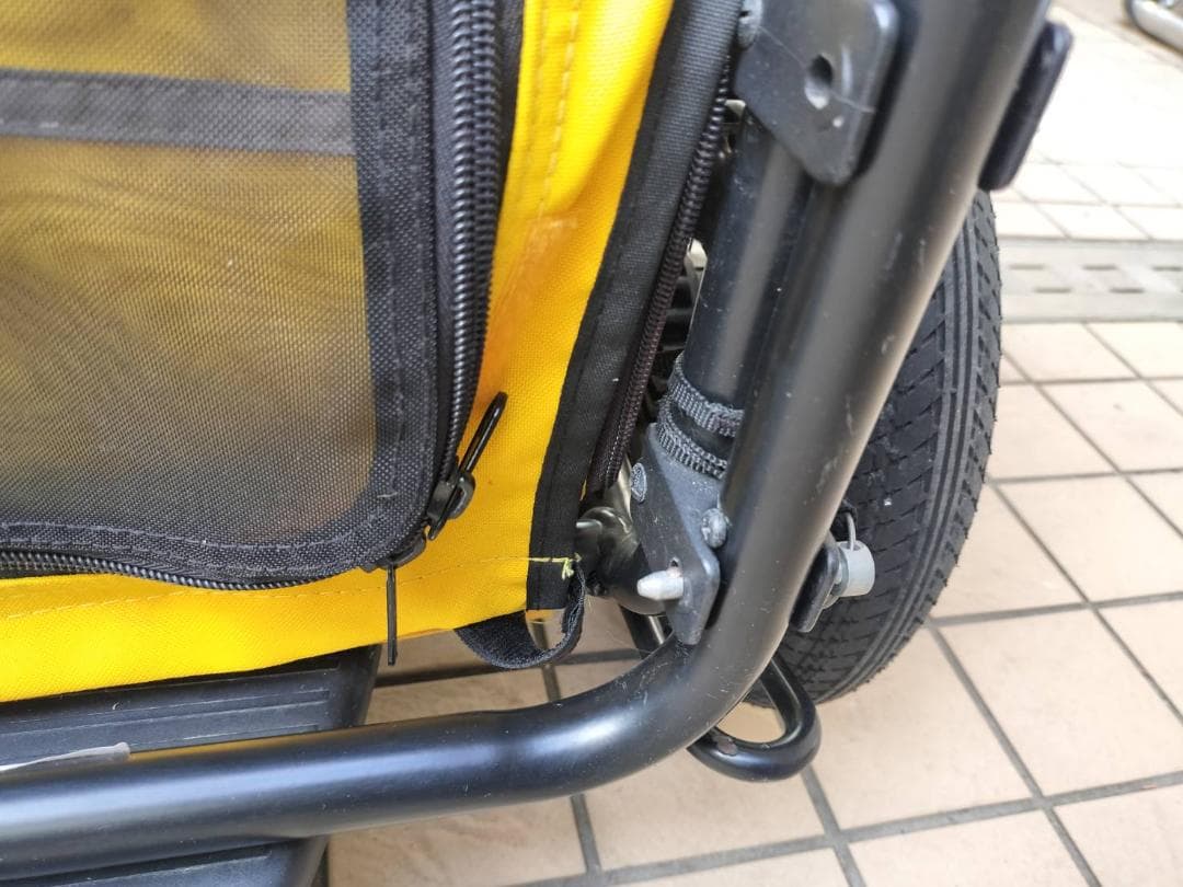 中古 AIRBUGGY エアバギーキャリッジ　台車　ルーフ取り外可　犬　キャリー
