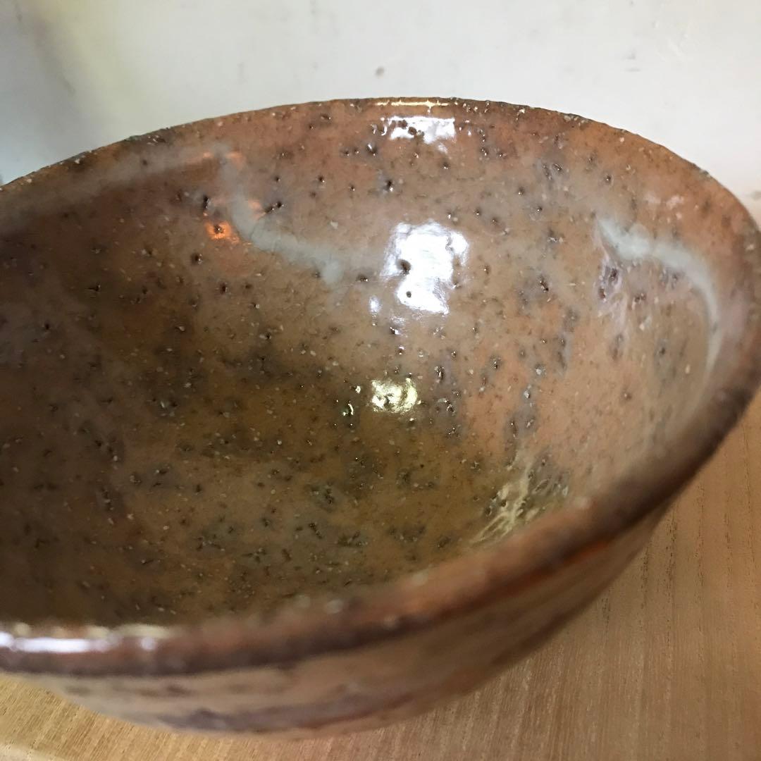 美品　陶芸　茶道具　抹茶碗　茶　碗　白色に入った模様が美しい　茶道　共箱付き