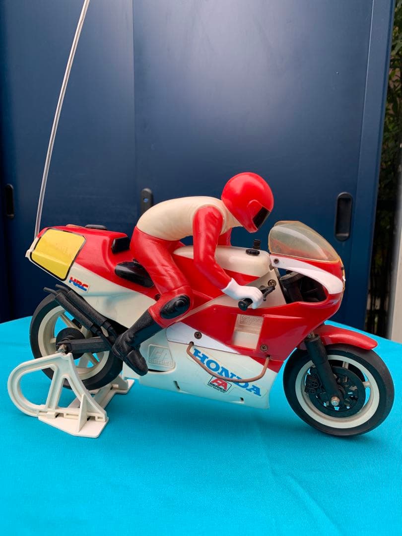 キョウショーラジコンホンダNSR500