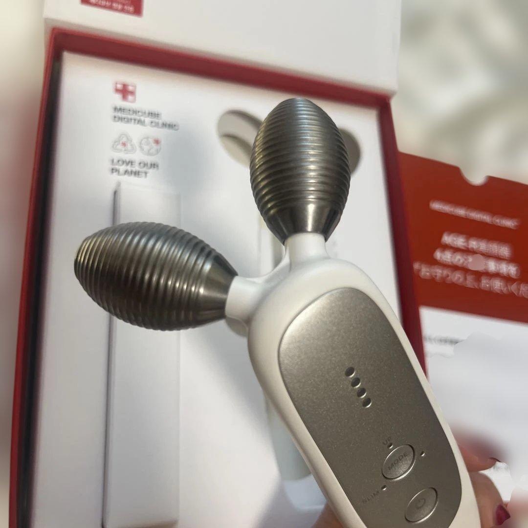 AGE-R DERMA EMS SHOT 美顔器