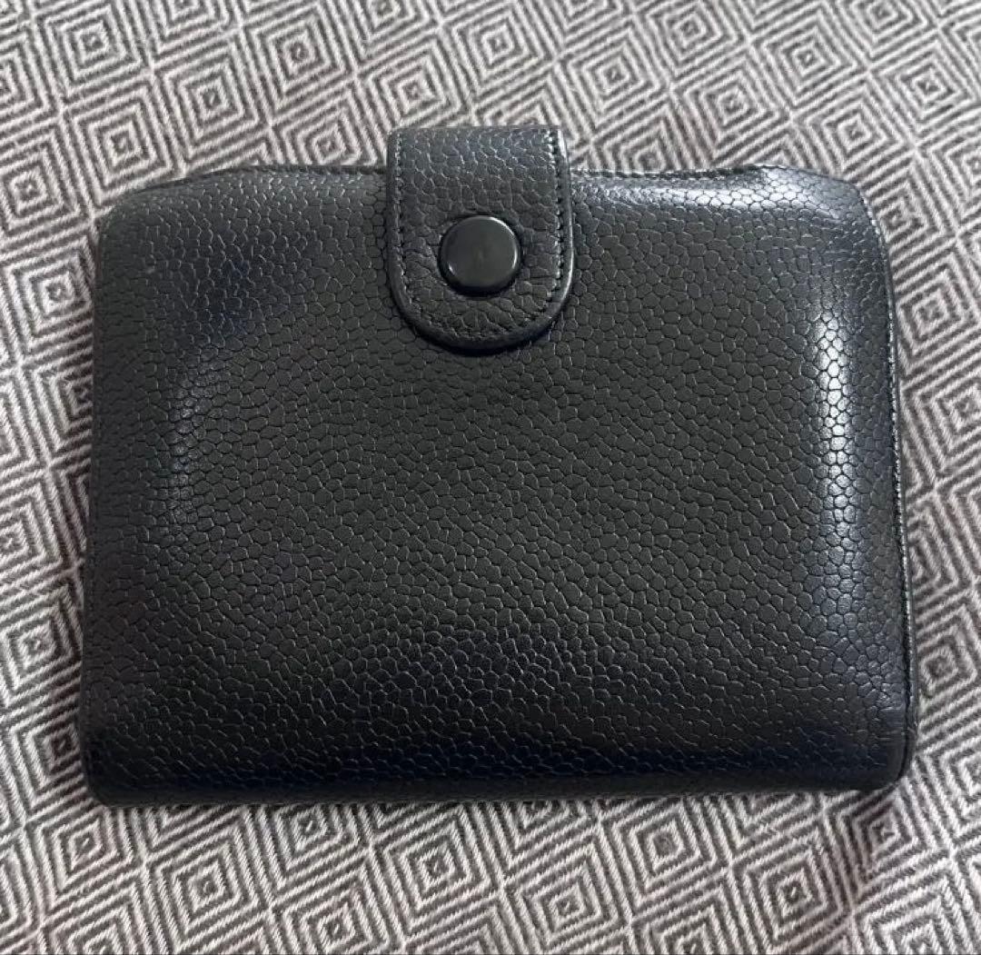 CHANEL ブラック キャビアスキン　二つ折り財布　シャネル　がま口