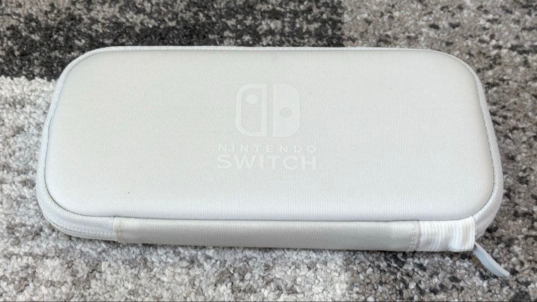 【美品】Nintendo Switch Lite コーラル 純正ケース付き