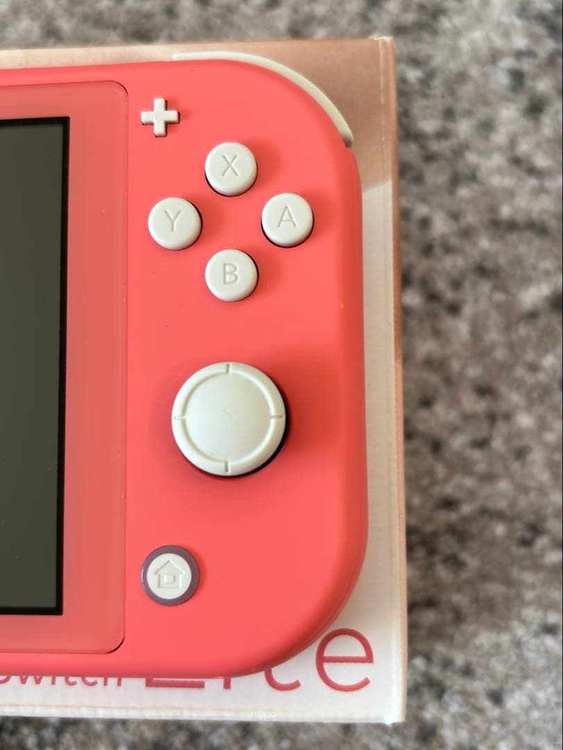【美品】Nintendo Switch Lite コーラル 純正ケース付き