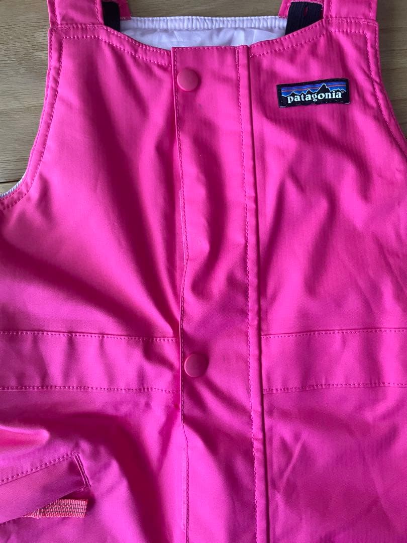 patagonia ４Ｔ　子供用 スキーウエア　ビブパンツ パタゴニア パンツ