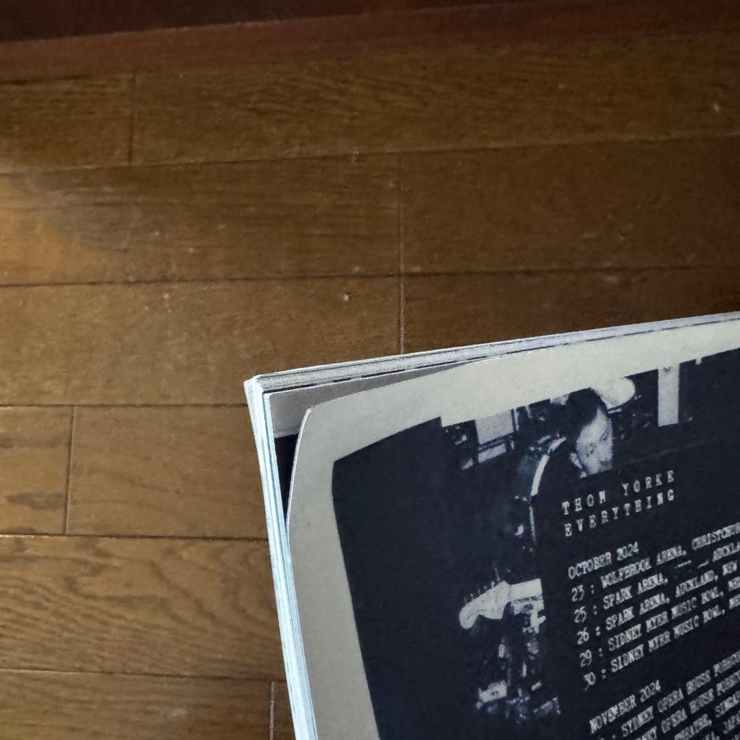 トムヨーク THOM YORKE 2024 TOUR ZINE BOOK ブック