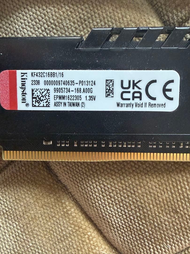 メモリー Kingston 16gb x 2 3200MHz