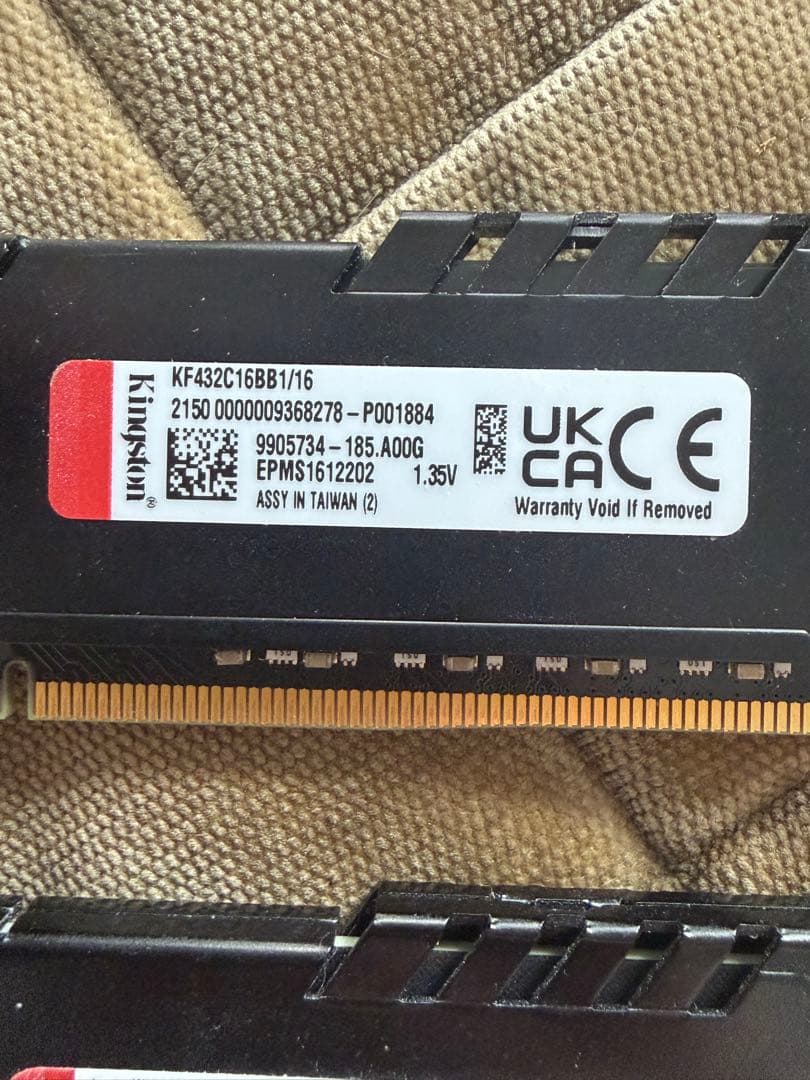 メモリー Kingston 16gb x 2 3200MHz