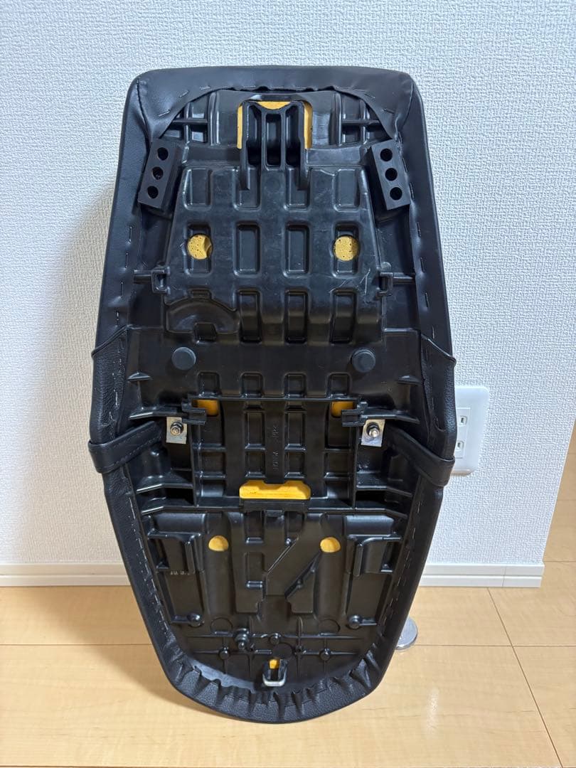 CB1100 純正シート 2010-
