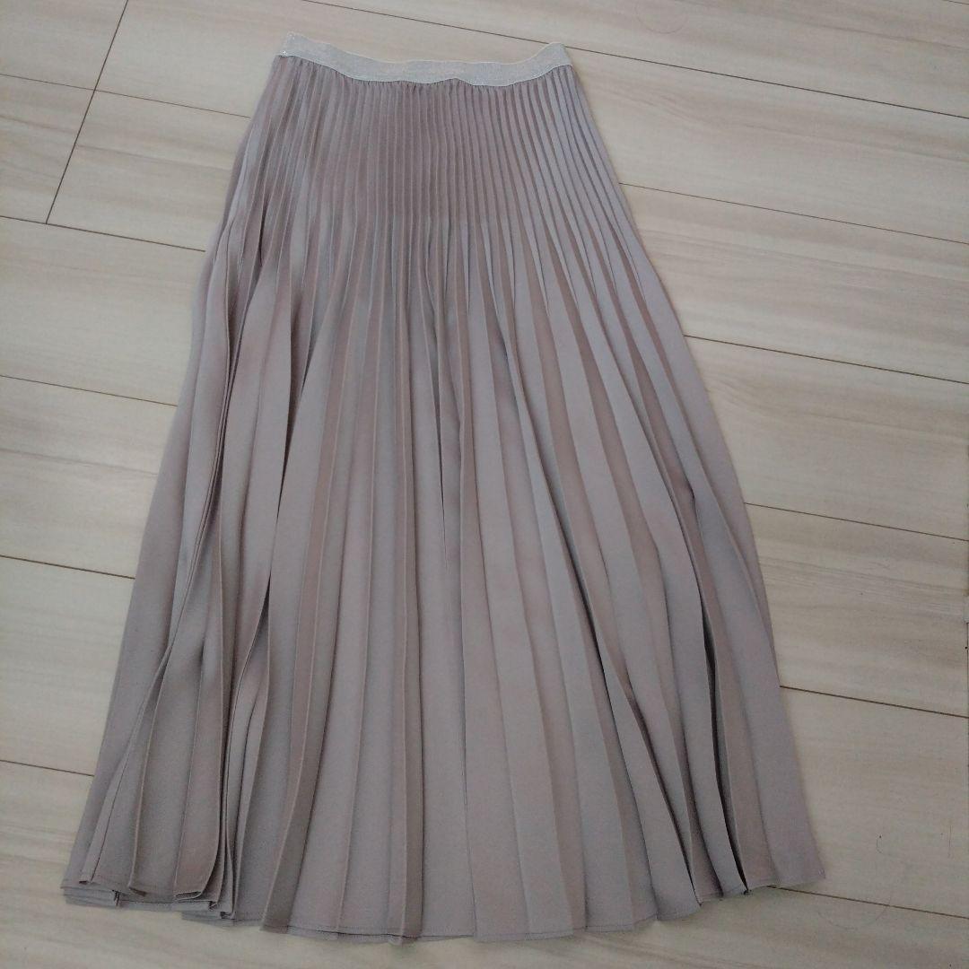 シルバープリーツスカート ロング　cawaii　美品