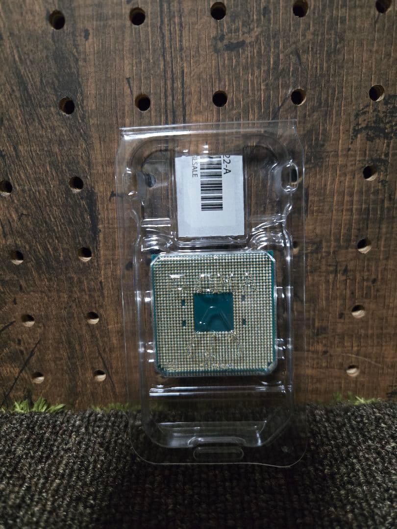 AMD Ryzen 7 3800X CPU 本体