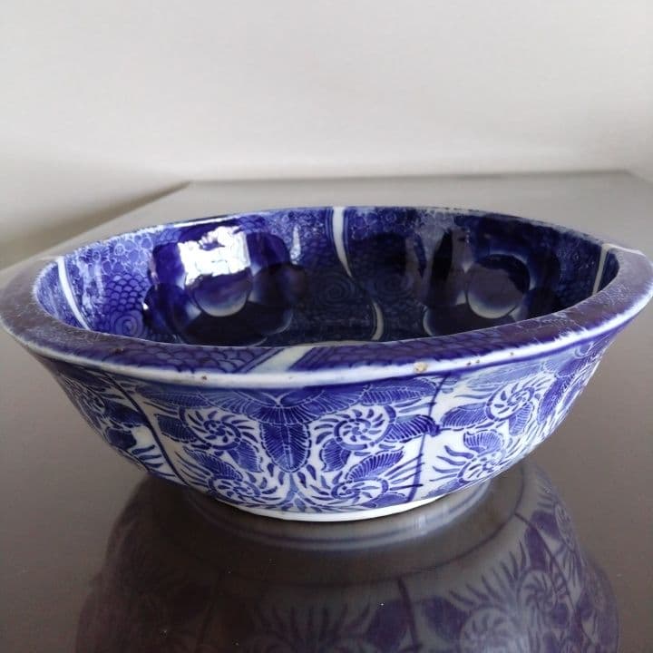 骨董 厚手藍鉢 (大鉢) 京都骨董店購入品 アンティーク ベロ藍 訳あり品です。