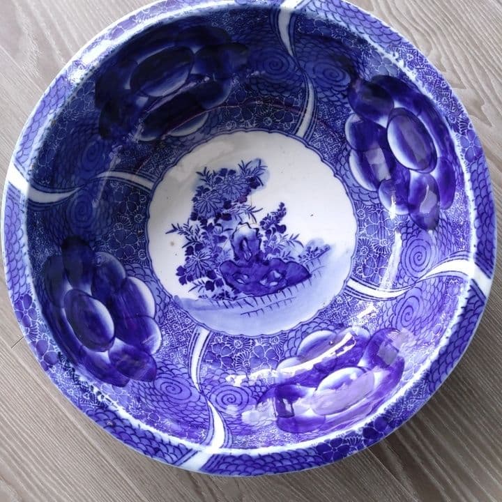 骨董 厚手藍鉢 (大鉢) 京都骨董店購入品 アンティーク ベロ藍 訳あり品です。