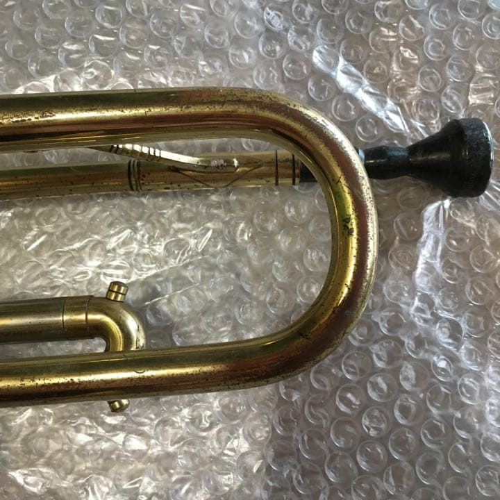 ヒュッテル　トランペット　難あり