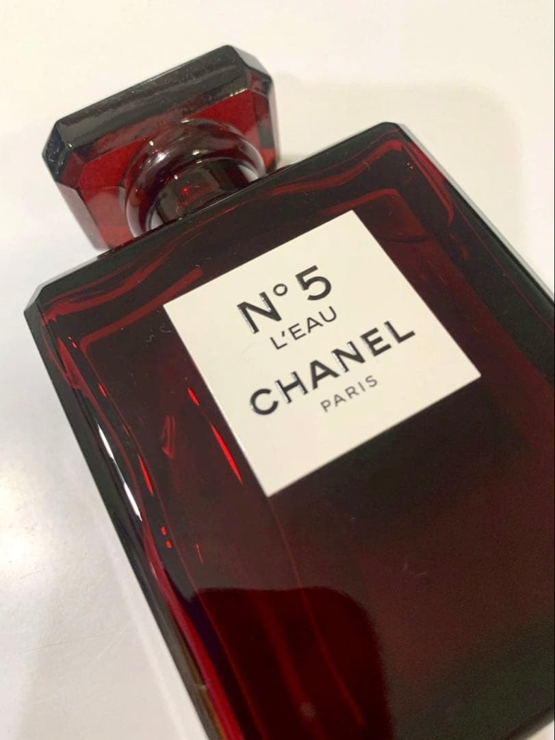 【限定品】CHANEL N°5 L'EAU シャネル 香水 レッドボトル
