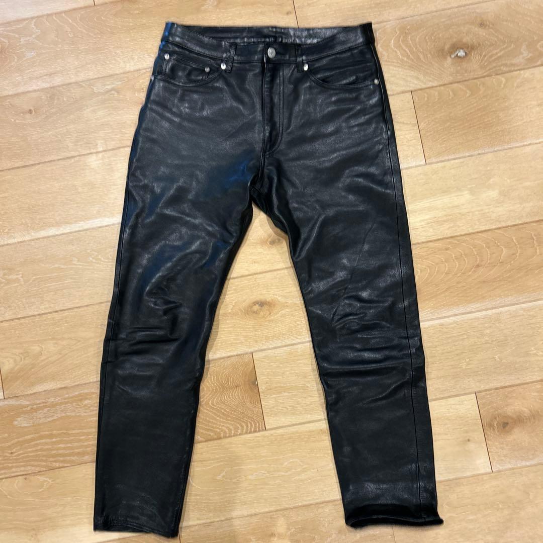 H BEAUTY&YOUTH レザースリムパンツ