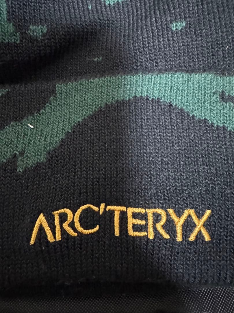 ARC'TERYX 迷彩ニット帽