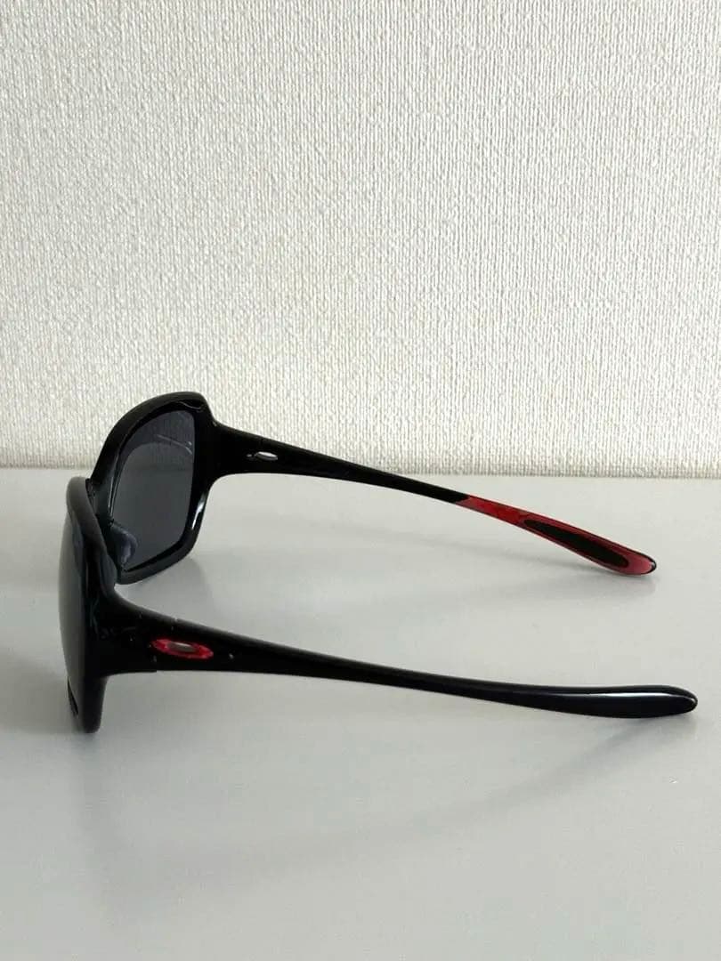 Oakley オークリー　サングラス