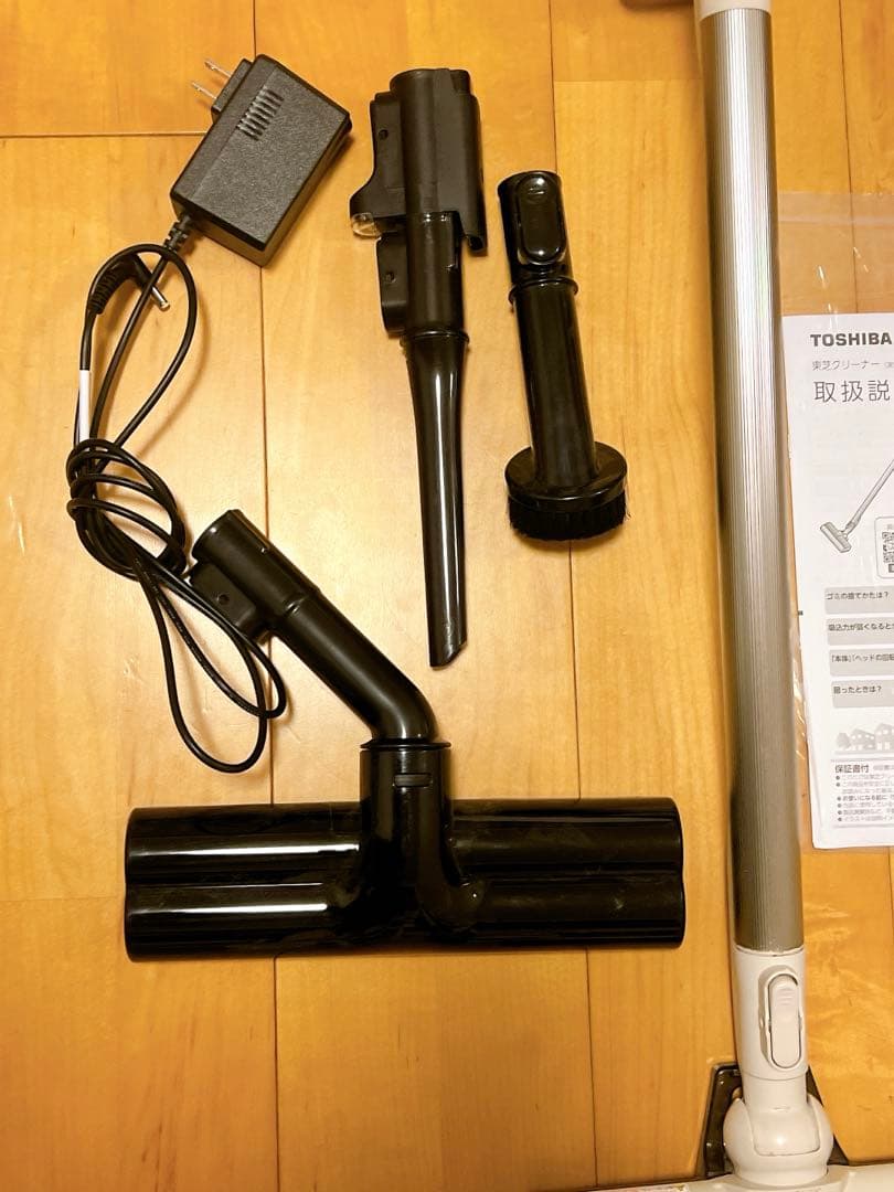 東芝 VC-CLW33 掃除機　コードレスクリーナー　2024年製　動作確認済