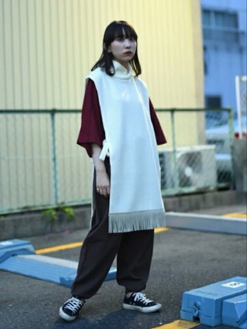 【20AW Edwina Horl ゼッケンベスト/スヌード】
