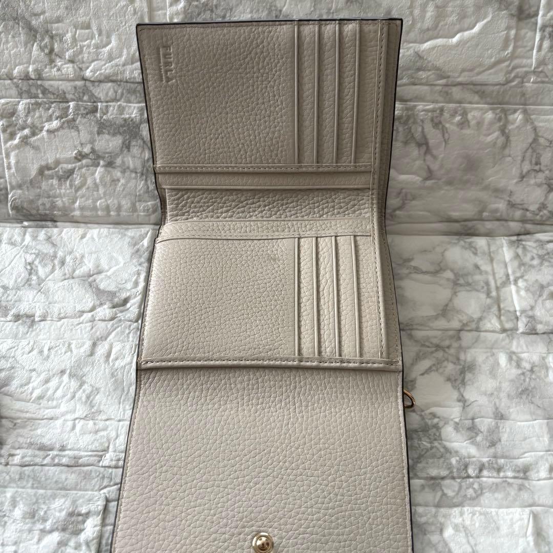 【極美品】FURLA フルラ 三つ折り財布 レザー ダフネ グレージュ