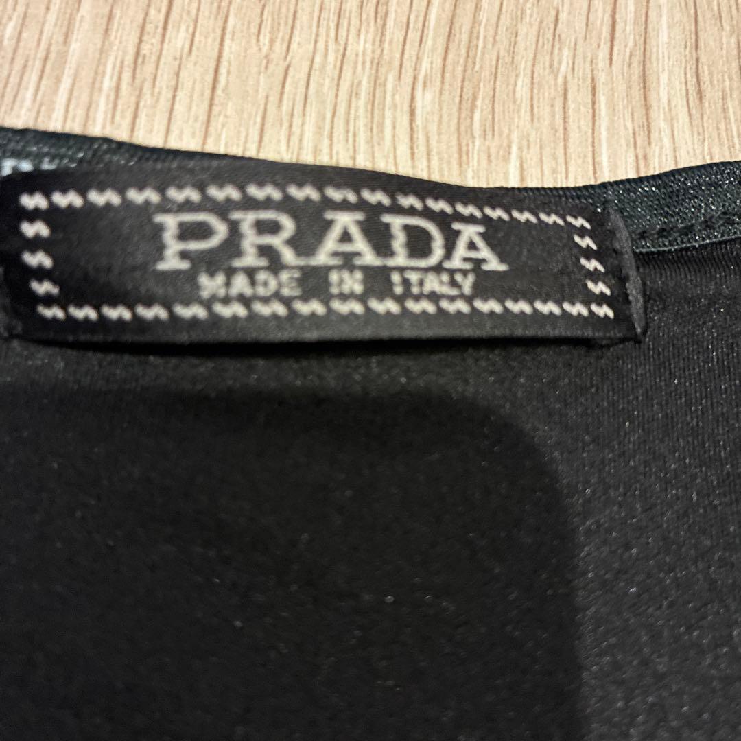 お値引きしました！PRADA ブラック Tシャツ 半袖