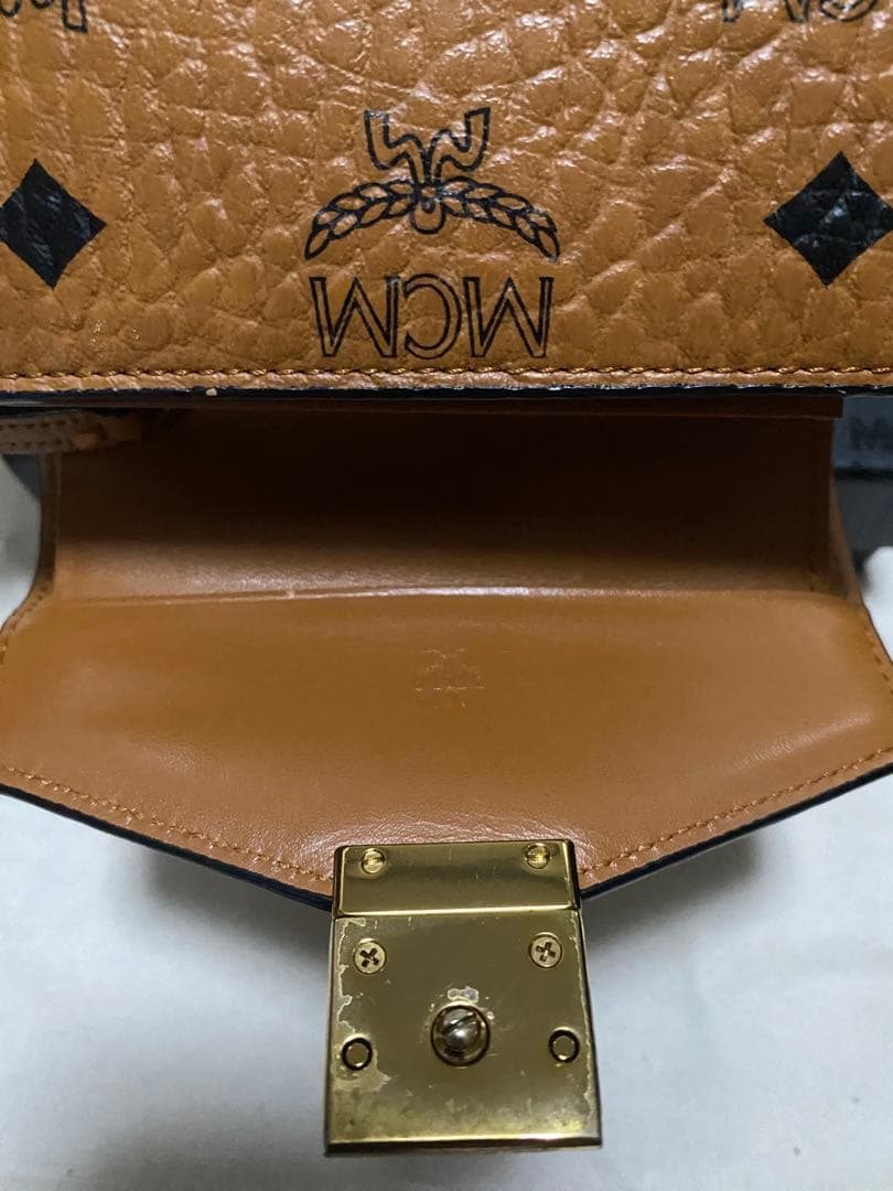 MCM 二つ折り財布 ブラウン レザー