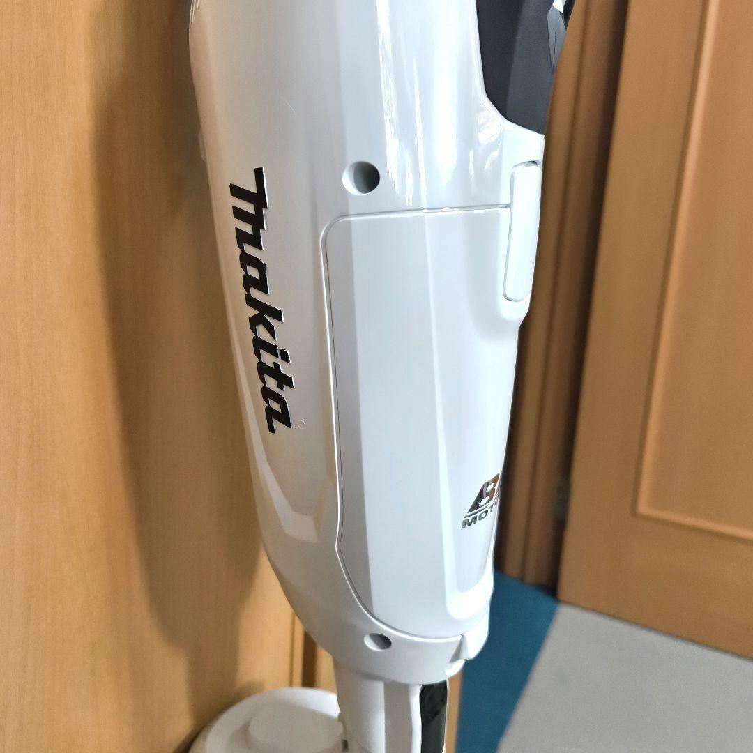 【美品】♦MakitaCL282FD18vクリーナー/サイクロンアタッチメント/