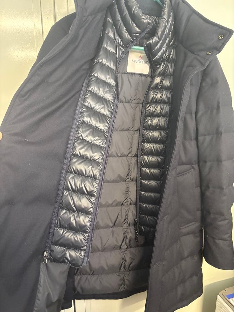 美品　モンクレール　ダウンコート　サイズ0