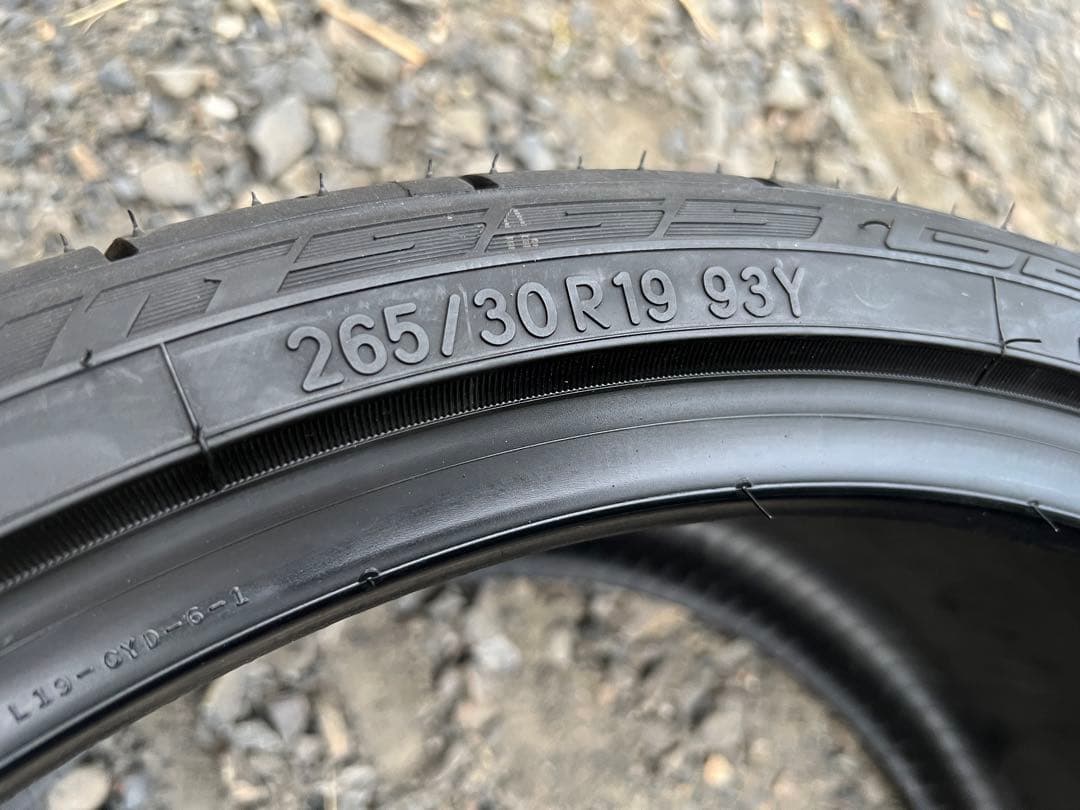 NITTO NT555G2 265/30R19 93Y 2本セット