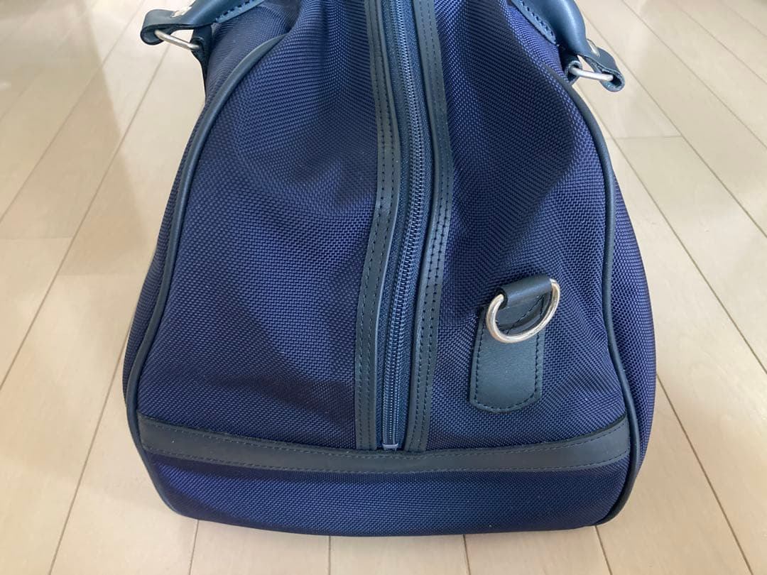 【美品】BARNEYS NEW YORK ボストンバッグ ブルー