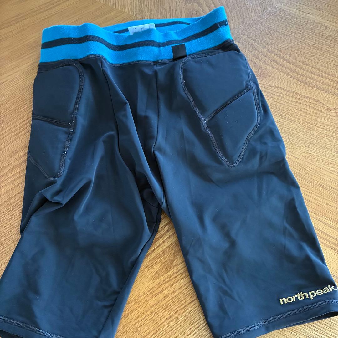 ち*ろ様 MARK マルチカラースキーウェア　ニット帽　グローブ　パッド