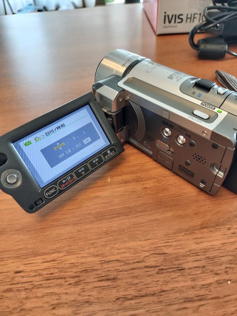 【値下げ！】Canon iVIS HF10 HDビデオカメラ