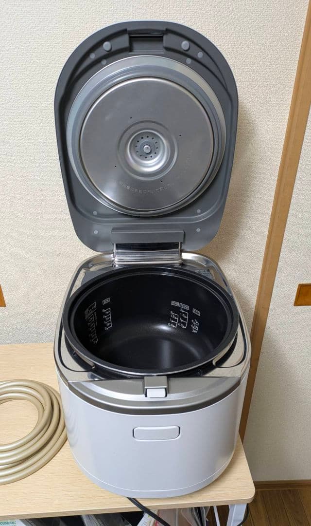 タイマー電子ジャー付きガス炊飯器　ホワイト
