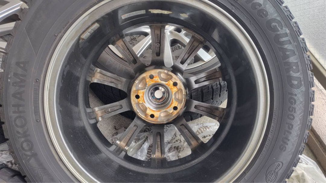 日産　スカイライン V36 社外17インチ アルミホイール＋スタッドレスタイヤ