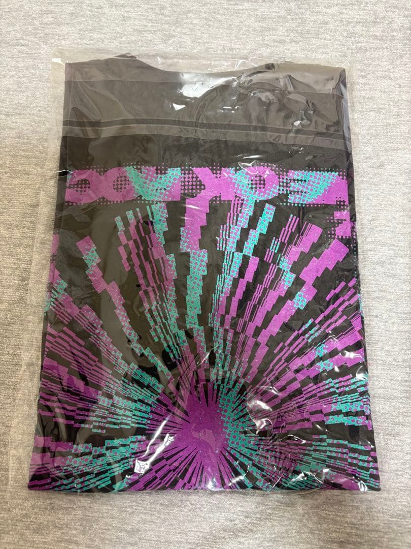 ワンオクロック　B’z コラボＴシャツ　Ｌサイズ　新品未開封　UNITE#2