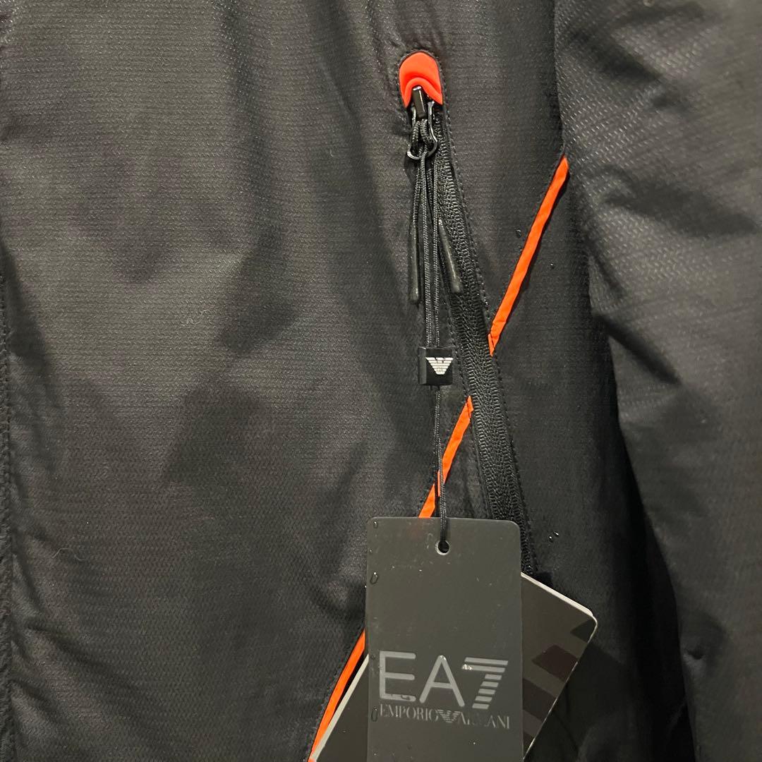未使用　エンポリオアルマーニ　EA7 ボンバージャケット　ブラック ラスト1点