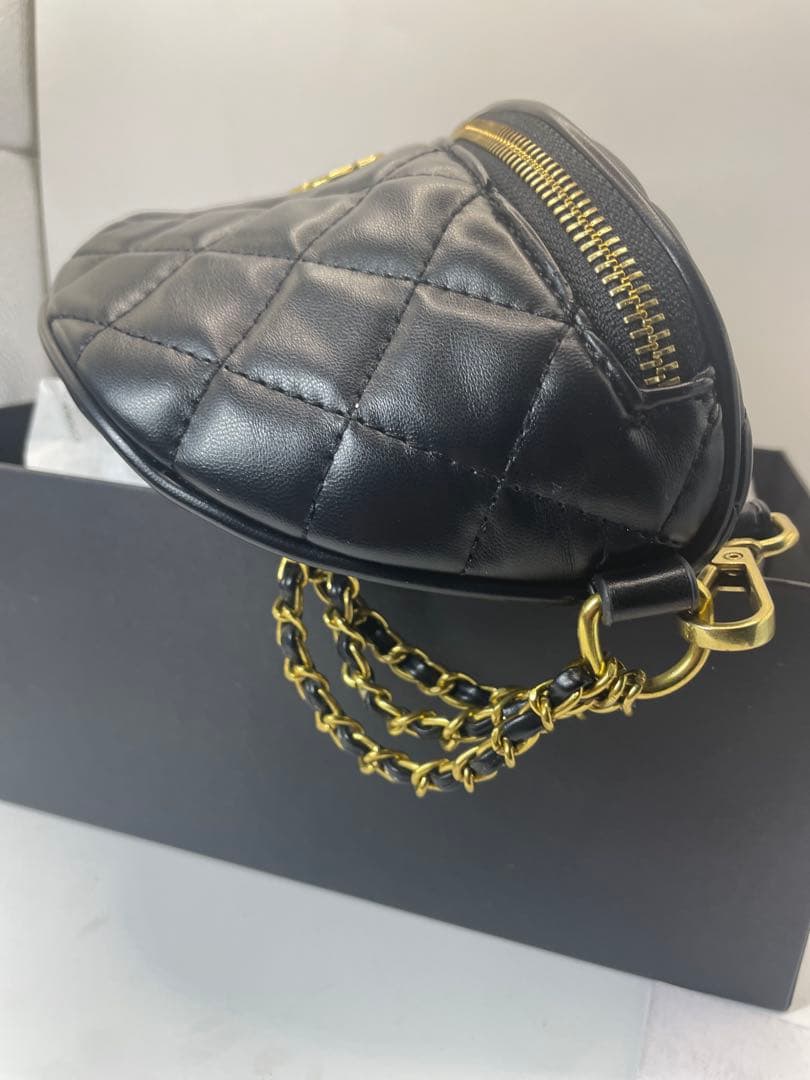 M*o様 新品未使用品♡CHANEL ノベルティ　キルティング チェーン　ボディ