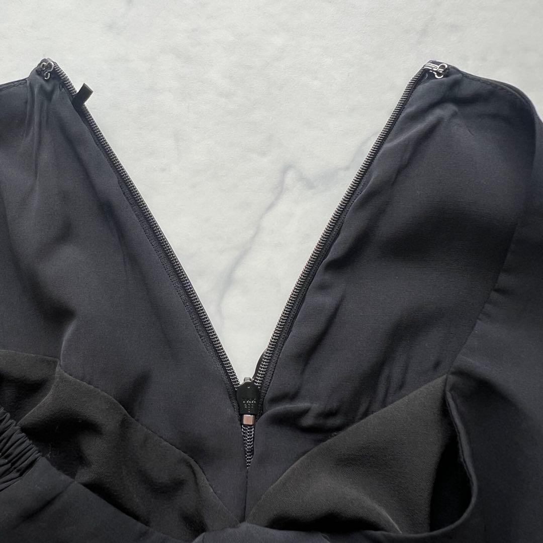 未使用Herlipto High-Waist Tiered Long Skirt