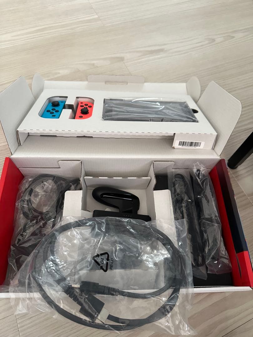 Nintendo Switch 本体 青/オレンジ ジョイコン付き