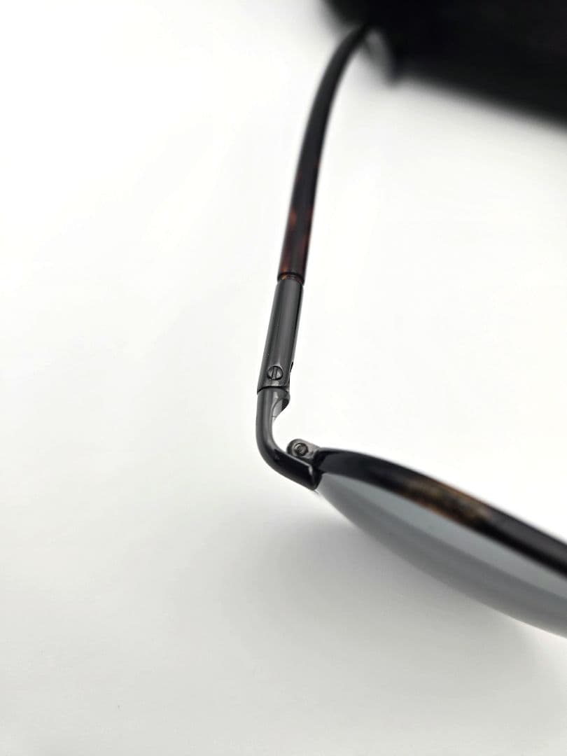 ヴ*ン様 TomFordトムフォード 「ColeTF285 52F 」サングラス