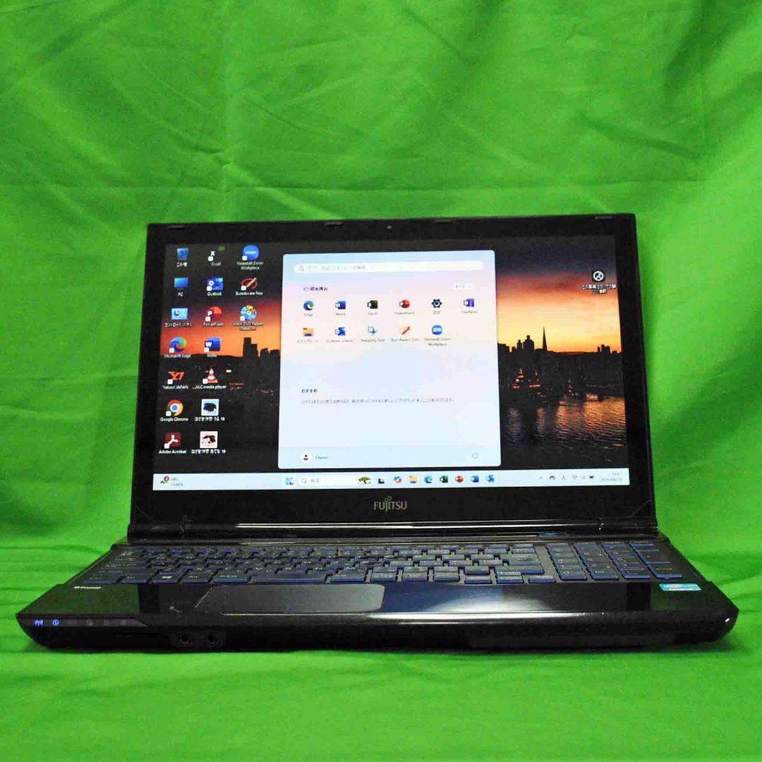 富士通 LIFEBOOK AH56/K SSD搭載 15.6インチノートPC