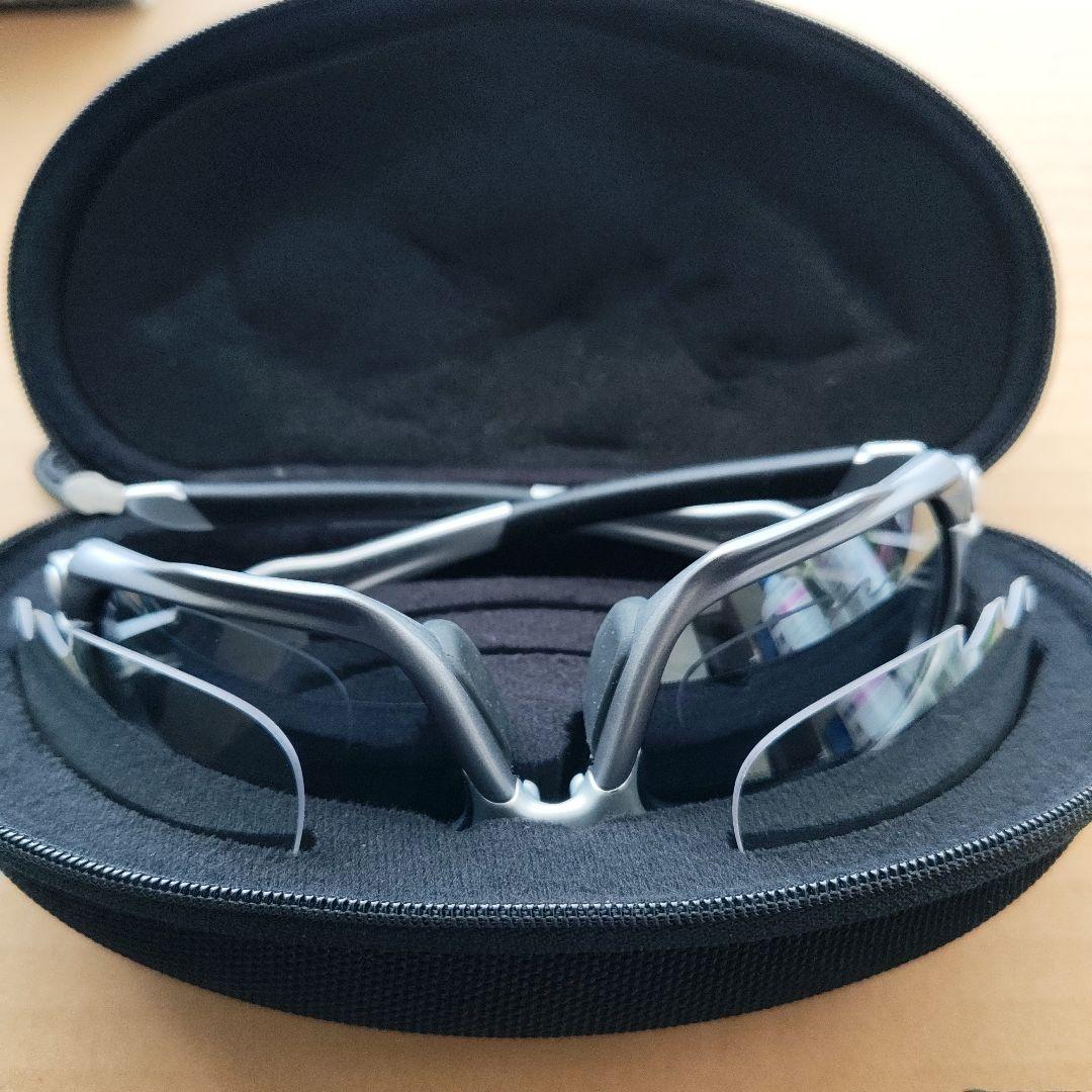 オークリー　ジョウボーン　OAKLEY JAWBONE　ガンメタ×シルバー