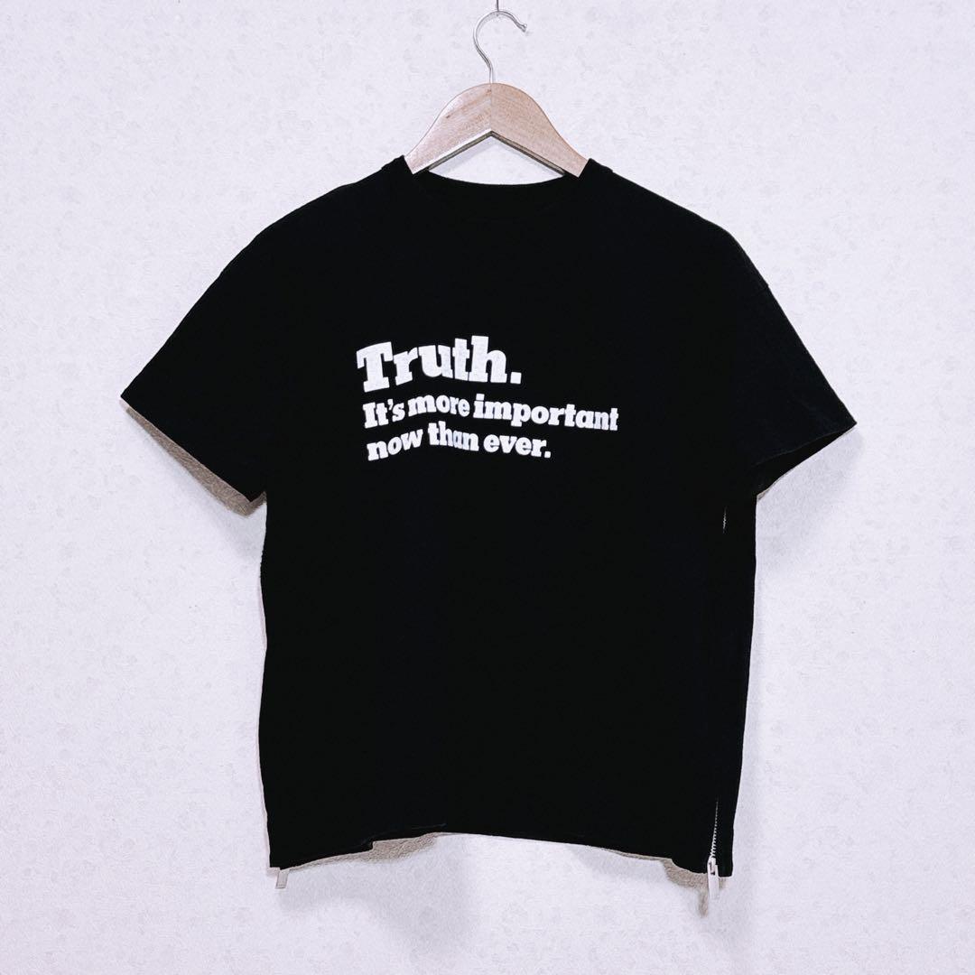 希少 sacai×NYT Truthプリント 両サイドジップ Tシャツ 日本製