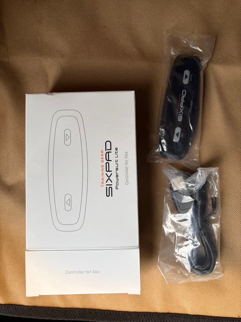 新品未使用 【シックスパッド】 パワースーツアブズ　Lサイズ