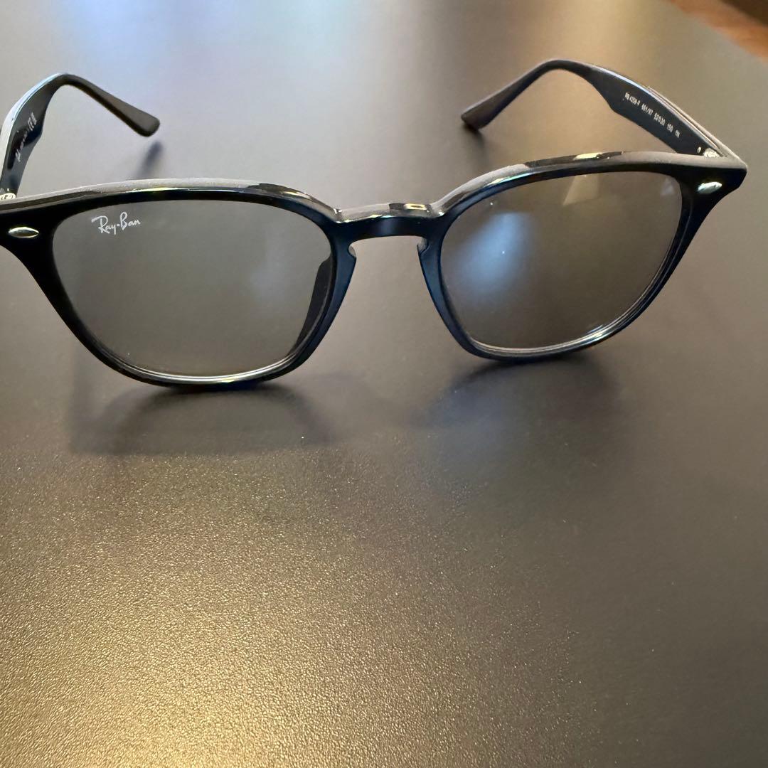 る*な様 レイバンRay-Ban 型番:RB4258F 601/87 サングラス