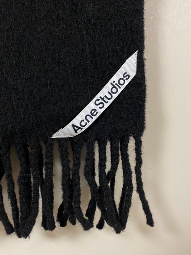 Acne Studios ウール マフラー ブラック