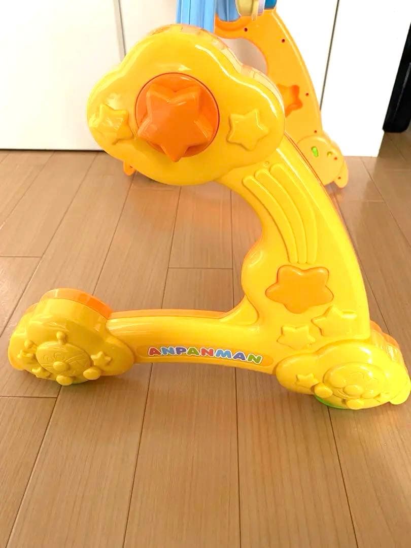 アンパンマン 8WAYウォーカーまでへんしん！ よくばりメリー